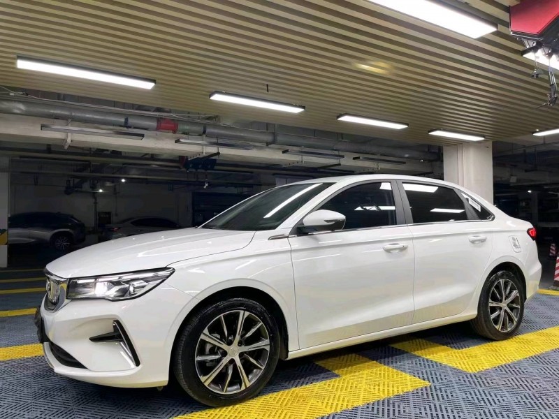 成都22年吉利帝豪3