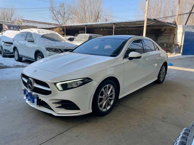 保定19年奔驰A2