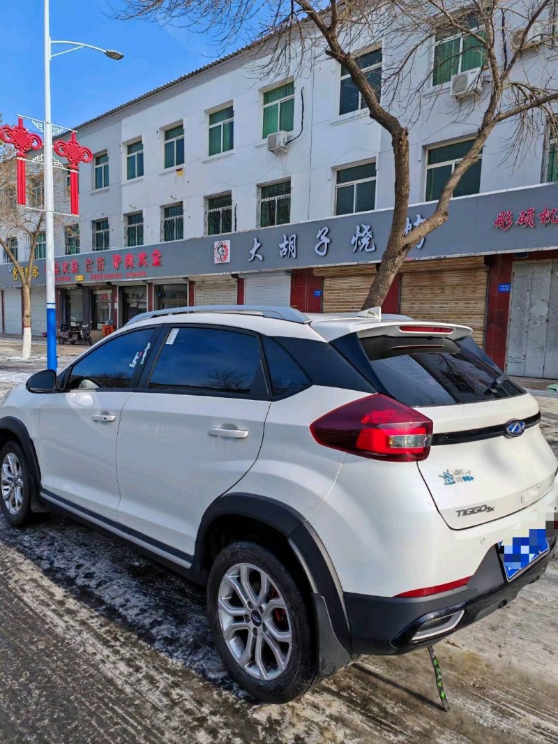 保定22年奇瑞瑞虎3x8