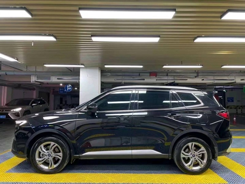 成都23年福特领睿3