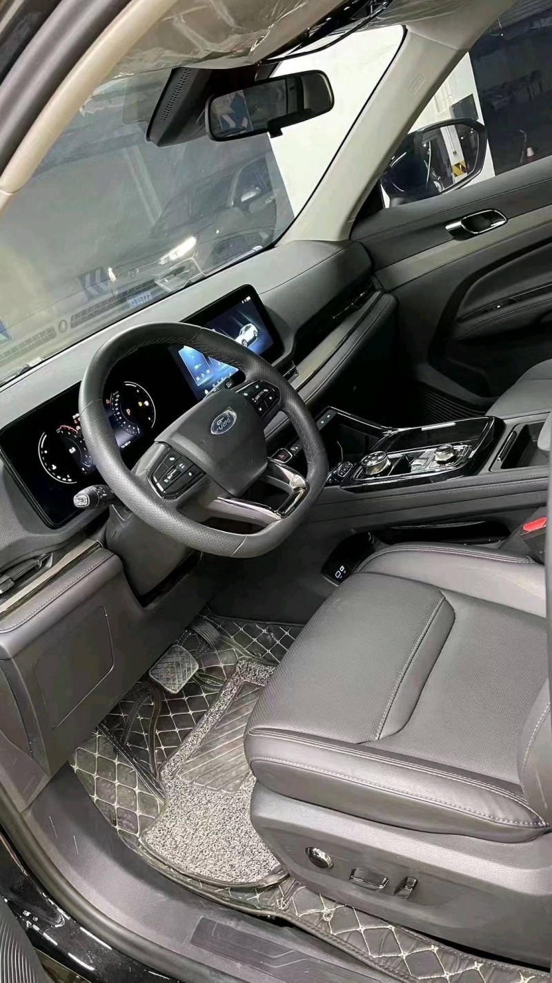 成都23年福特领睿5