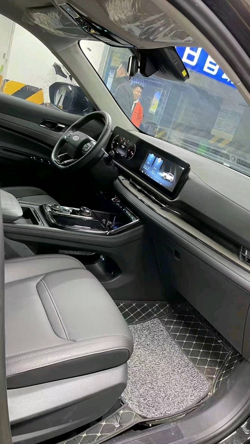 成都23年福特领睿9