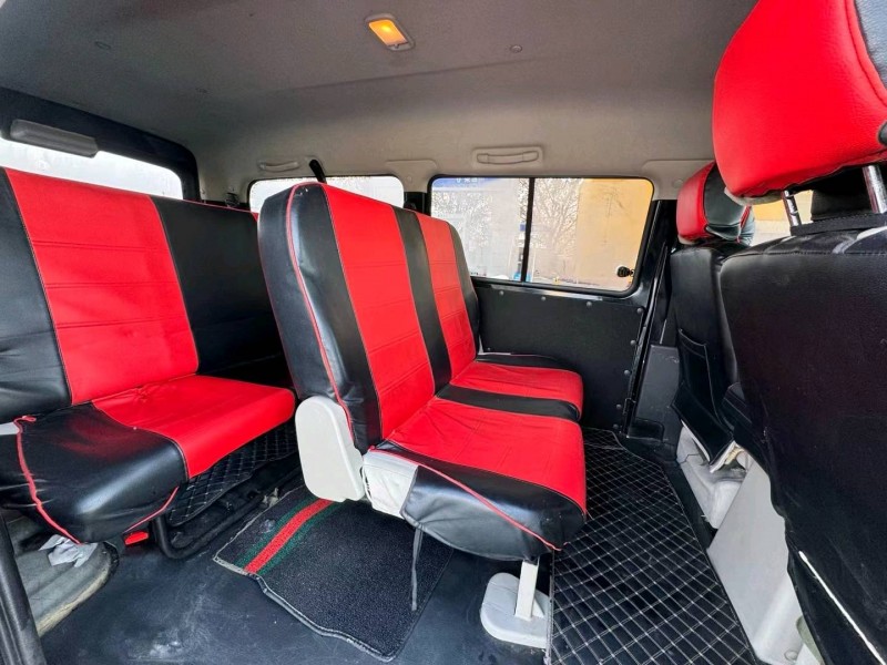 保定20年东风菱智7