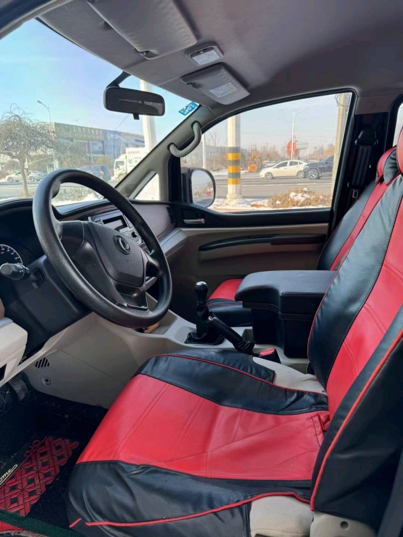 保定20年东风菱智8