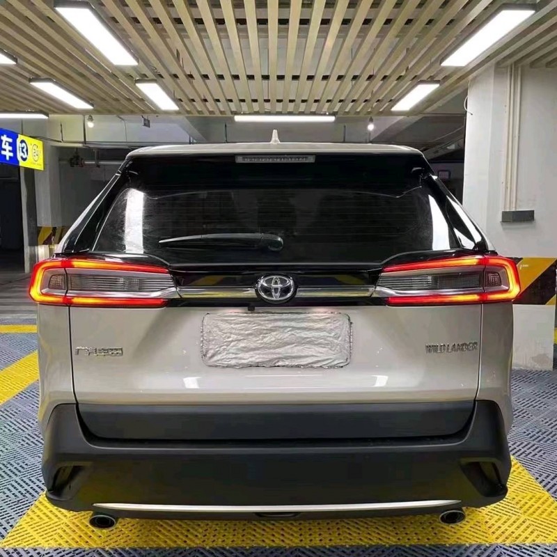 成都21年丰田威兰达5