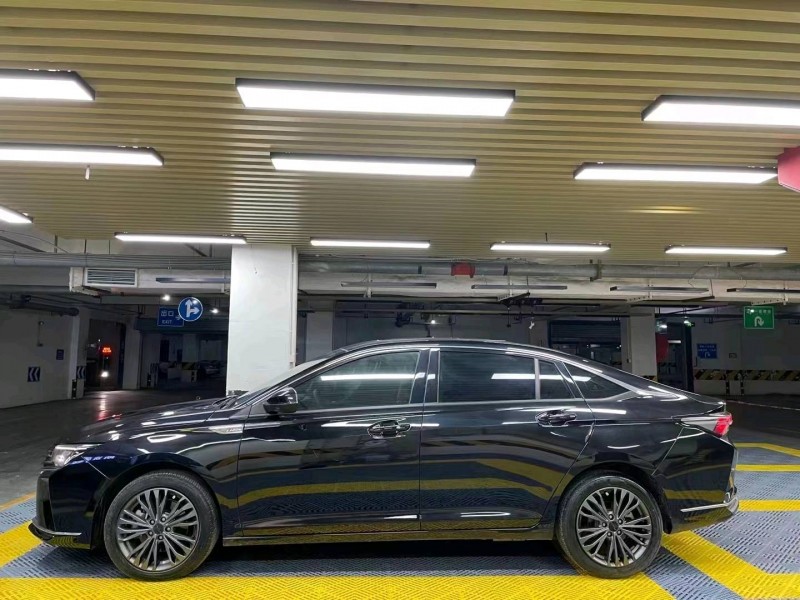 成都22年东风奕炫3