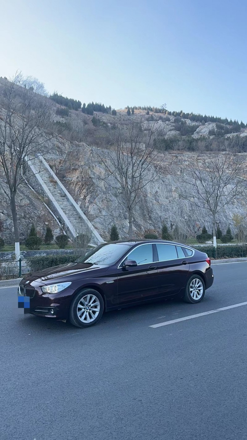 济南16年宝马5系GT3