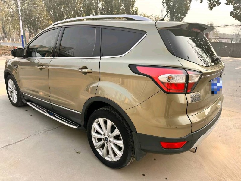 保定17年福特翼虎7