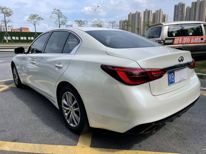 佛山20年英菲尼迪Q504