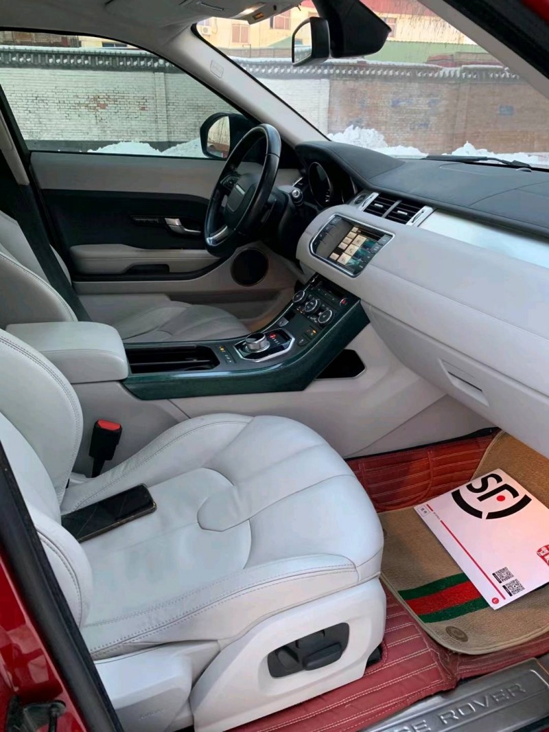 保定14年路虎极光5