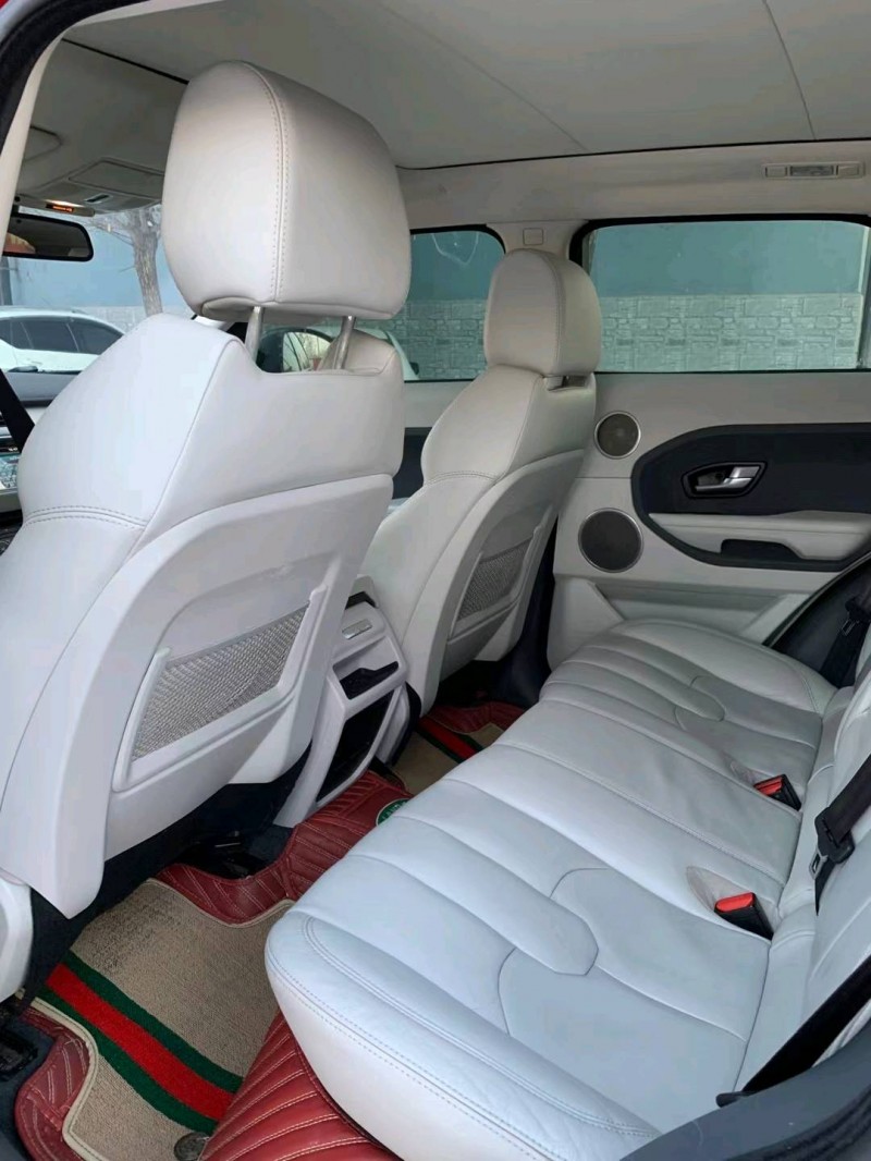 保定14年路虎极光7