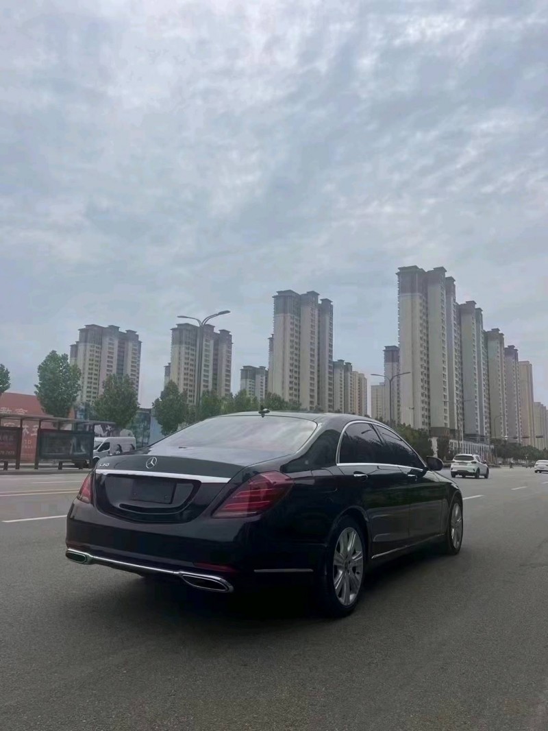 苏州20年奔驰S8
