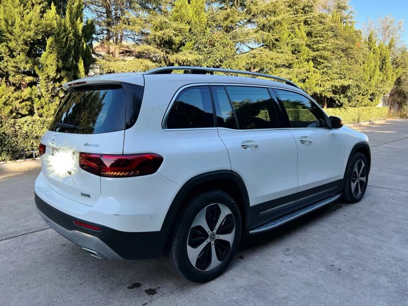 潍坊22年奔驰GLB4