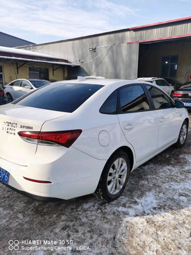 保定19年别克英朗8