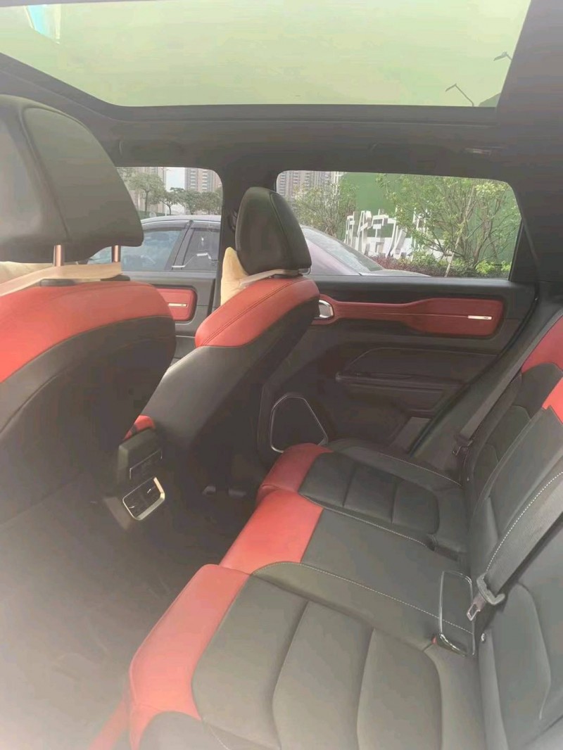 佛山20年吉利icon7