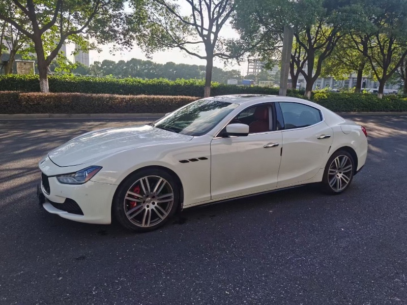 苏州15年玛莎拉蒂Ghibli5