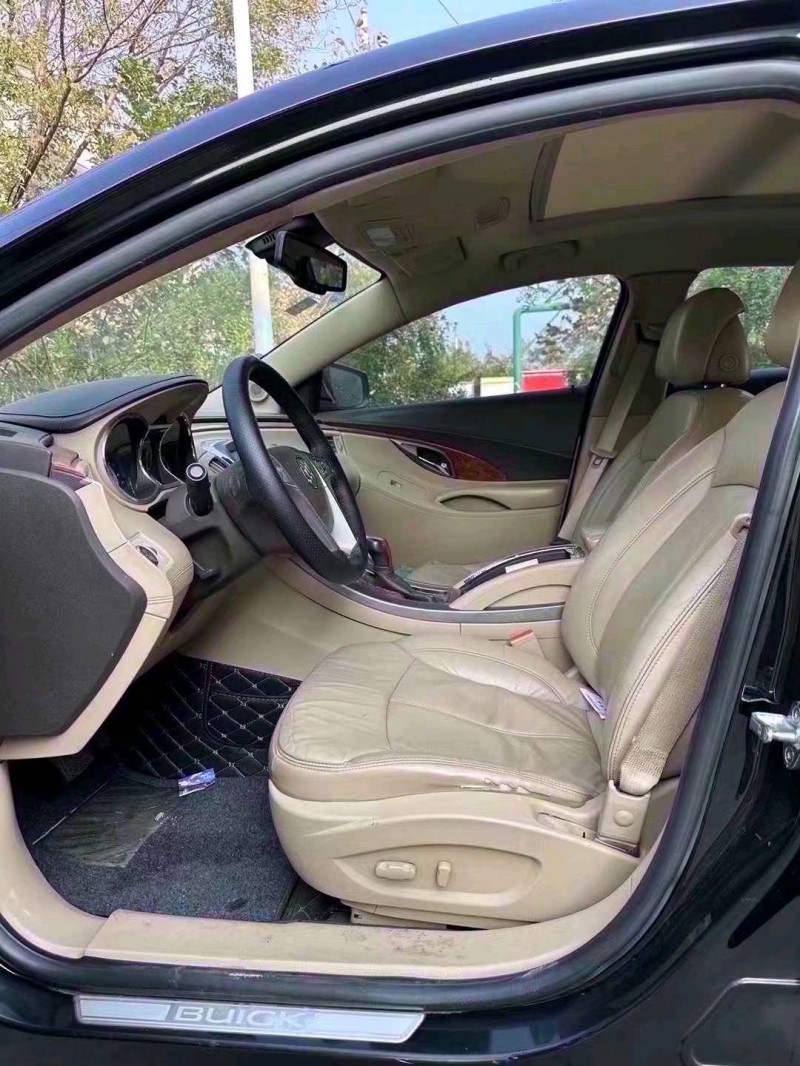 东营11年别克君越7