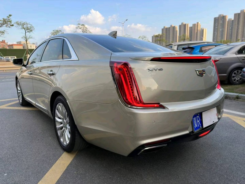 佛山18年凯迪拉克XTS5