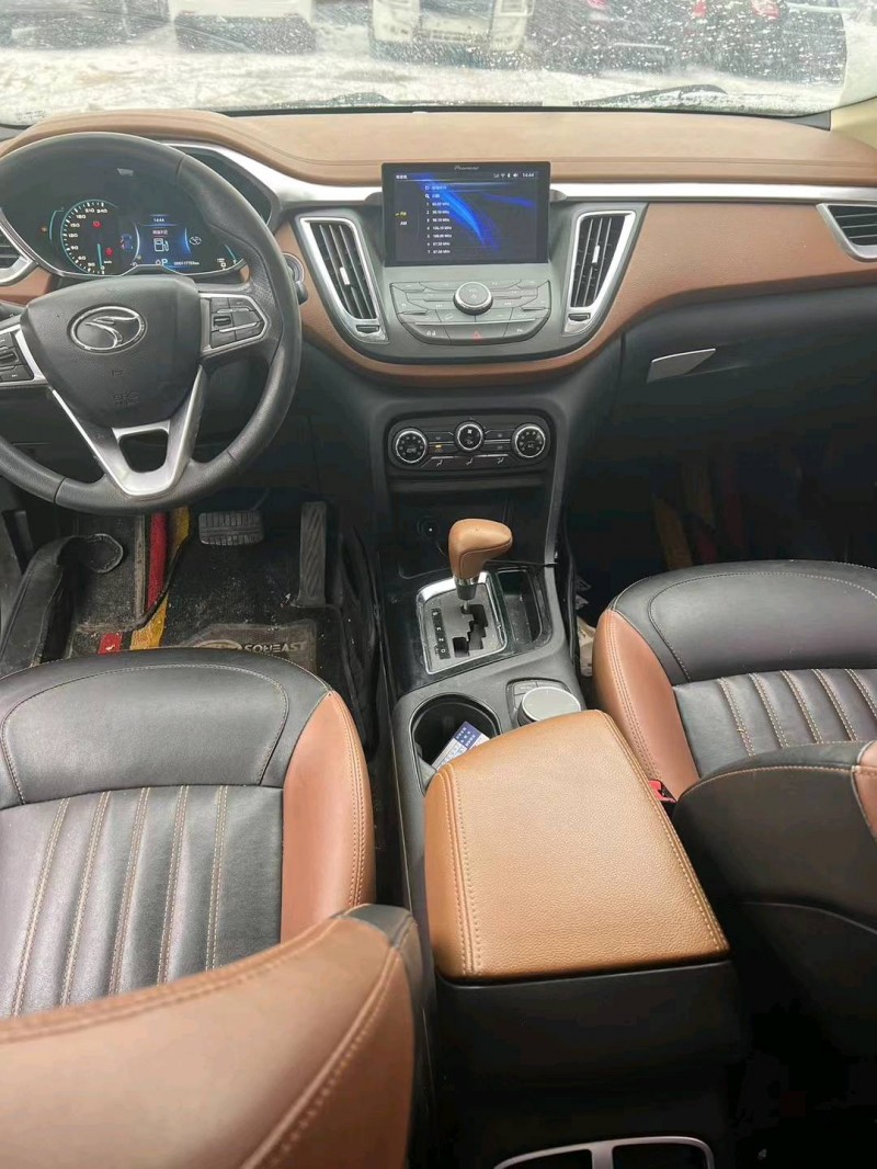 潍坊16年东南汽车DX76