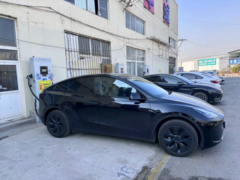 青島23年特斯拉MODEL Y3