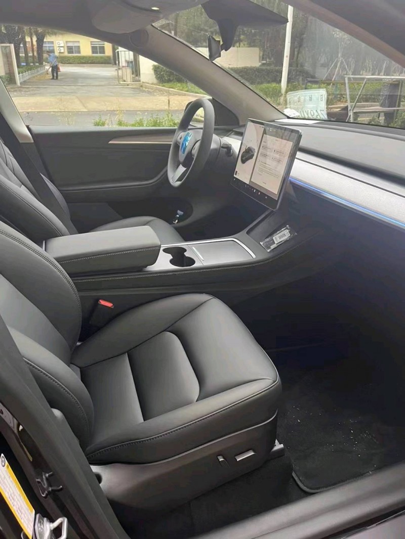 青島23年特斯拉MODEL Y4