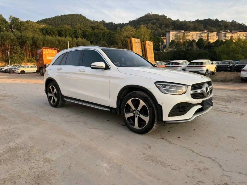 南宁22年奔驰GLC2
