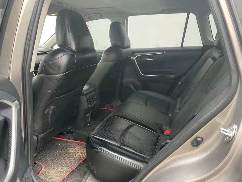邢台21年丰田RAV4荣放5