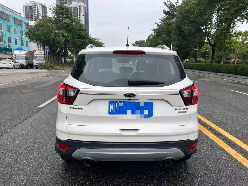 汕头17年福特翼虎3
