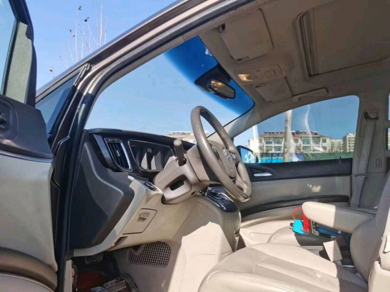 东营12年别克GL87