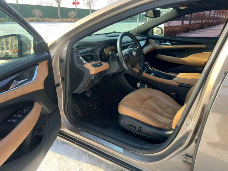 邢台17年别克君越7