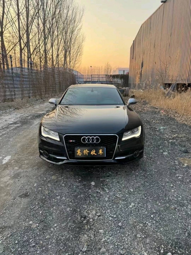 东营13年奥迪A7L1