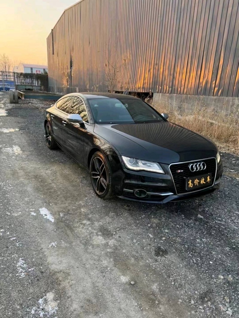 东营13年奥迪A7L9