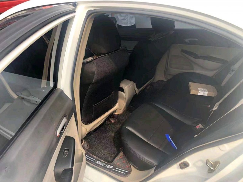 石家庄10年本田思域3