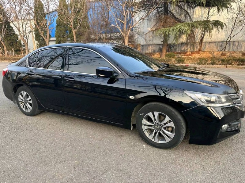 枣庄15年本田雅阁2