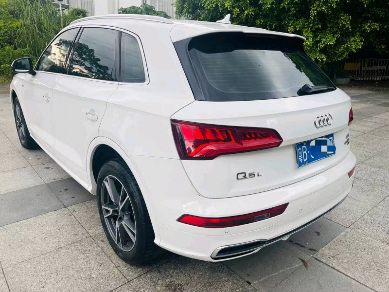 珠海21年奥迪Q53