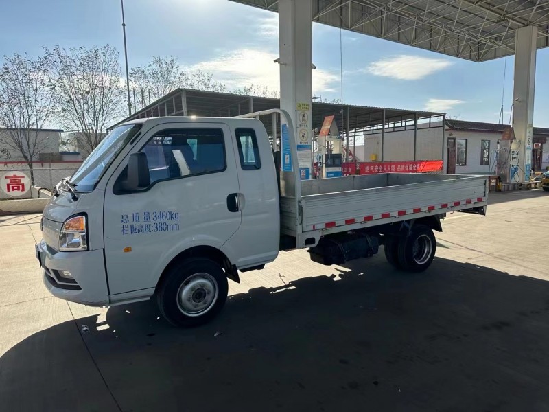 榆林20年长安汽车跨越3