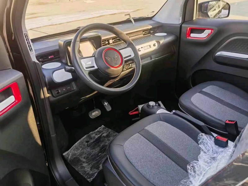 邯鄲23年五菱汽車宏光MINI EV4
