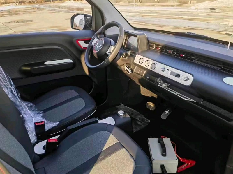 邯鄲23年五菱汽車宏光MINI EV7
