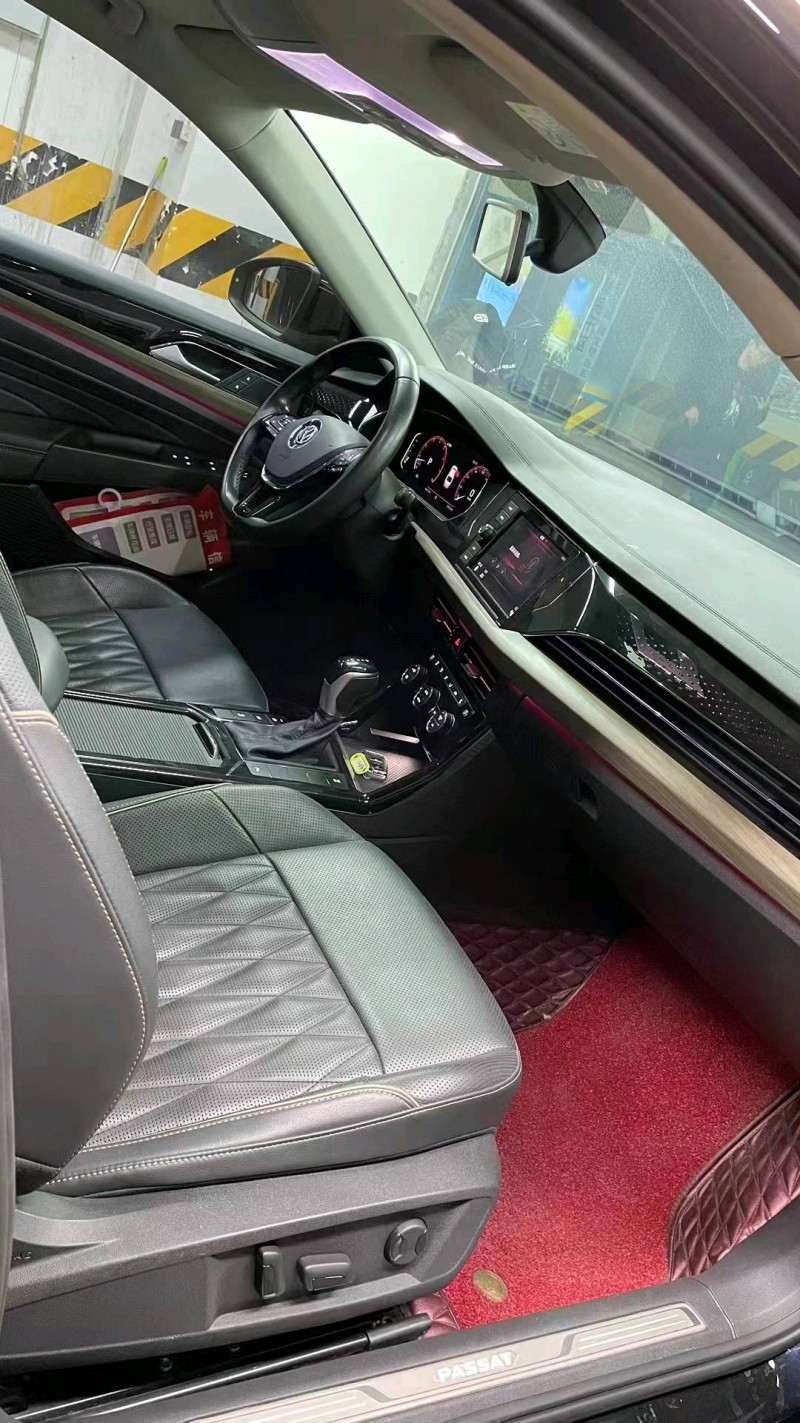 成都19年大众帕萨特8