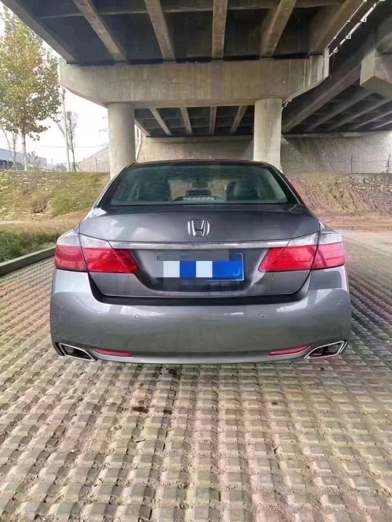 枣庄14年本田雅阁8