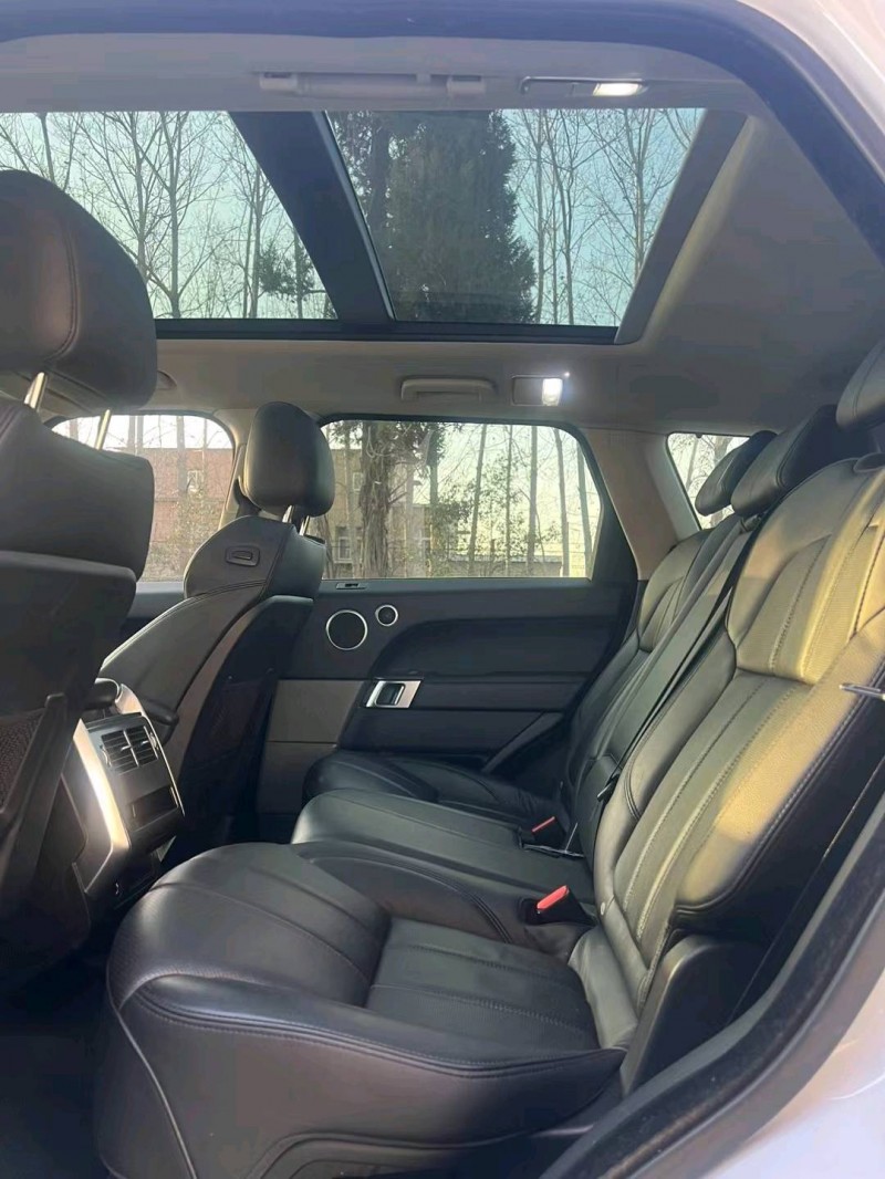 菏泽17年路虎揽胜运动7