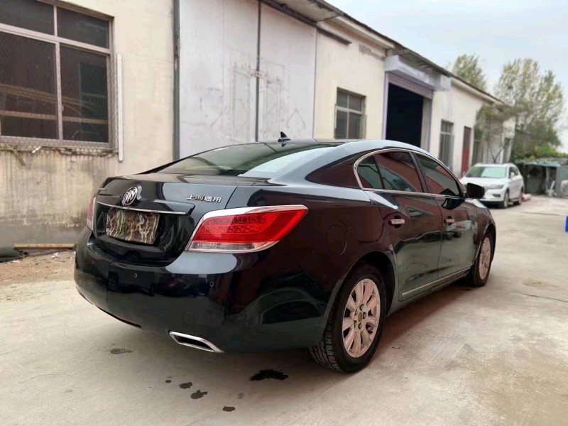 枣庄12年别克君越7