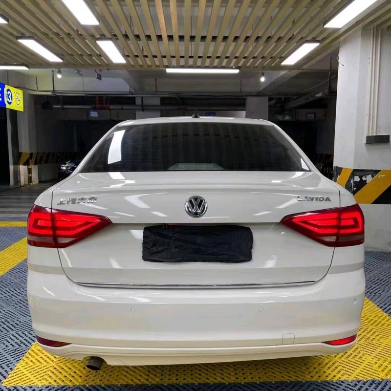 成都19年大众朗逸5