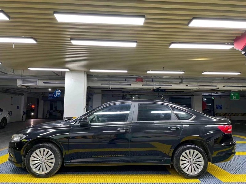 成都20年大众朗逸3