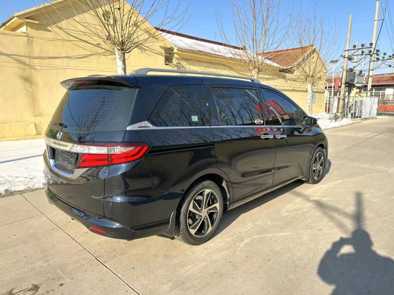 廊坊17年本田奥德赛8