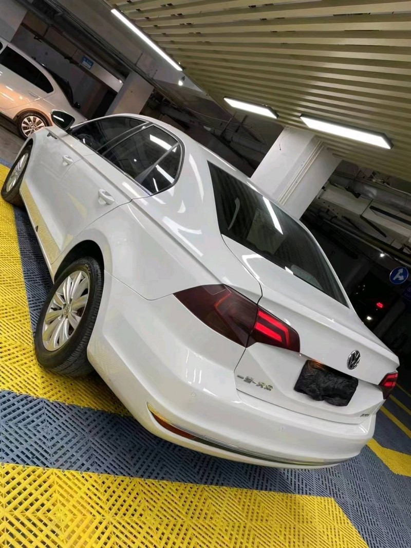 成都17年大众宝来4