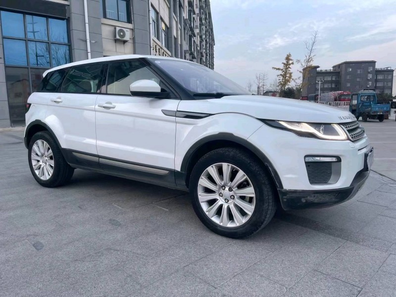 徐州18年路虎极光3