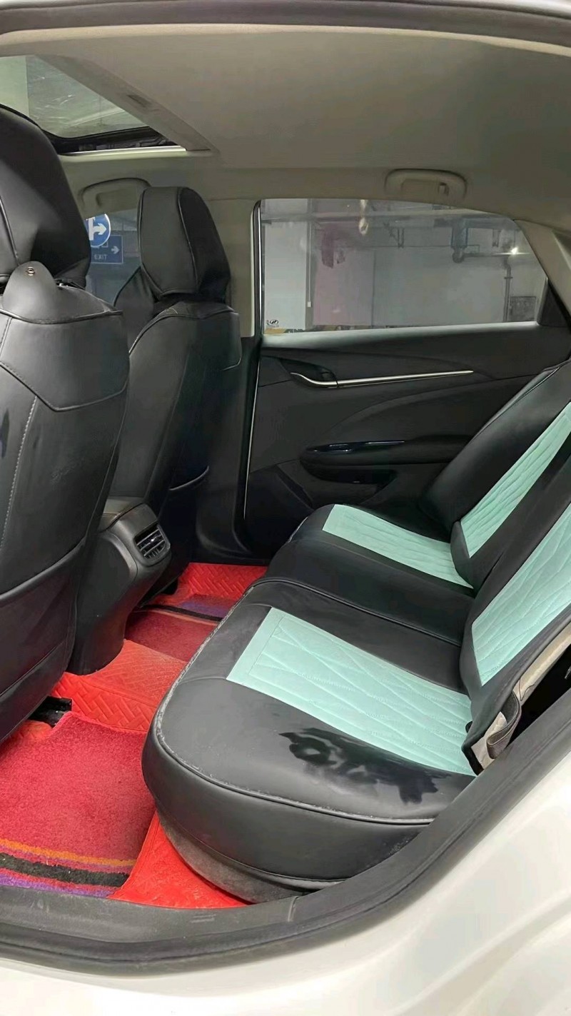 成都22年别克英朗7