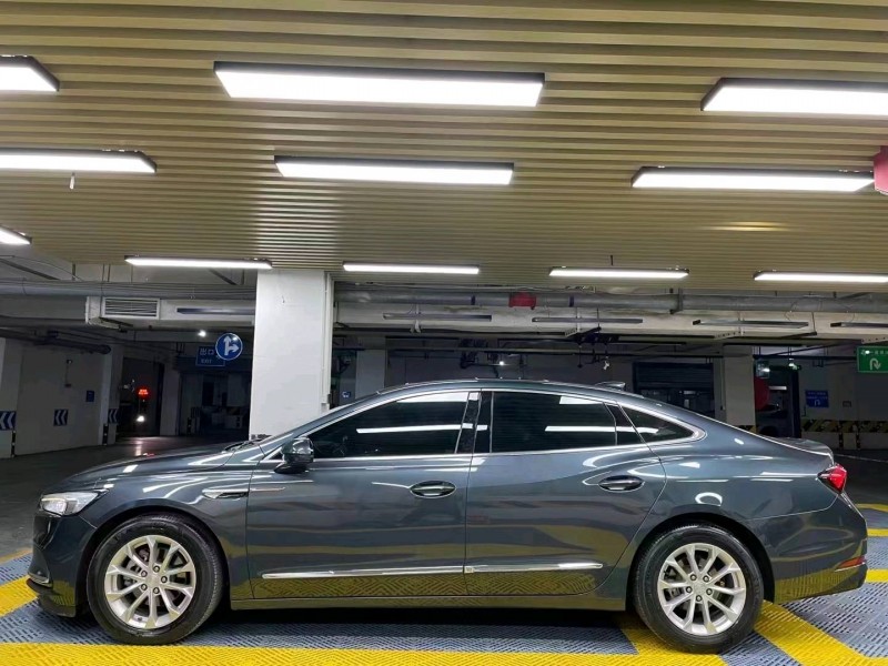 成都22年别克君越3