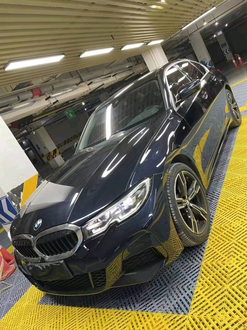 成都22年宝马3系2